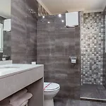Olympia Ronda I 2*